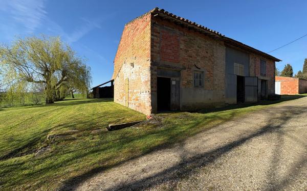 Maison à vendre    4 pièces •  Saint-Martin-Lalande