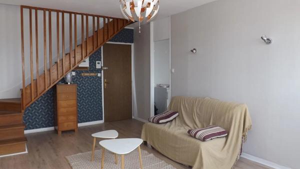 Location                                                      Appartement
                        
                     2 pièces                      60 m2                     à Niort