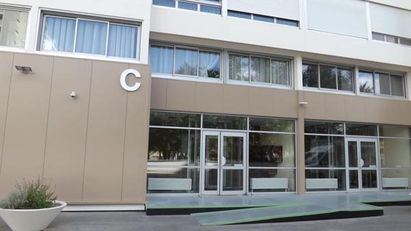Location                                                      Appartement
                        
                     2 pièces                      60 m2                     à Niort