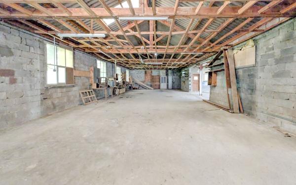 Maison à vendre    6 pièces • 109 m2 Saint-Martin-Valmeroux