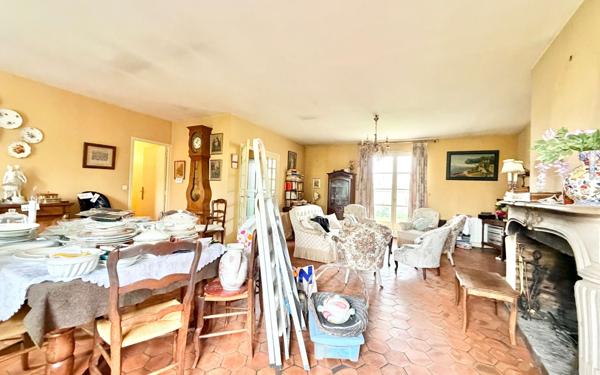 Maison à vendre    4 pièces • 128,47 m2 Morancez