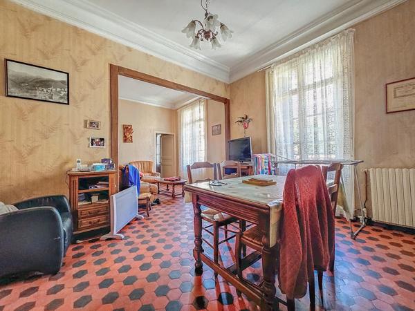 Sublime maison de maître offrant de mulitples possibilités