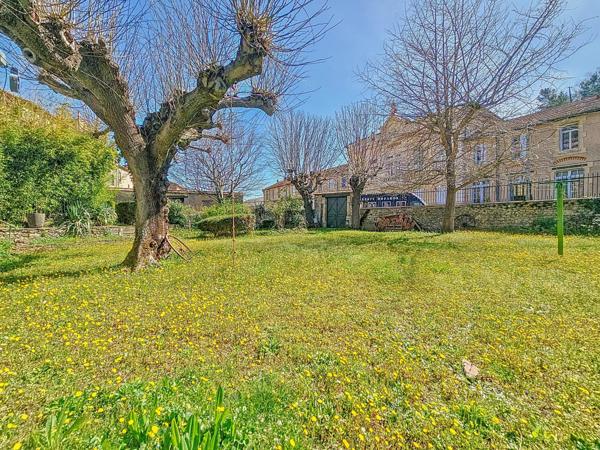 Sublime maison de maître offrant de mulitples possibilités