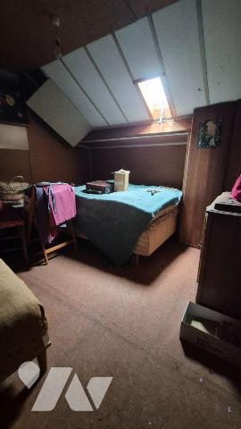 GORRON : pavillon 100% de plain-pied comprenant:
- Entrée, salon/séjour,  cuisine, dégagement,...