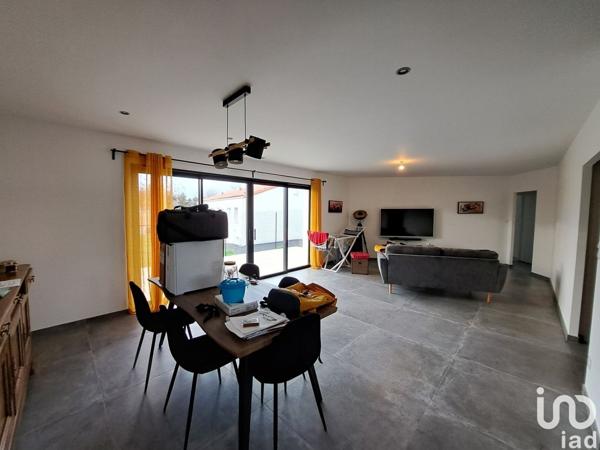 Maison 4 pièces de 96 m² à Le Poiré-sur-Vie (85170)