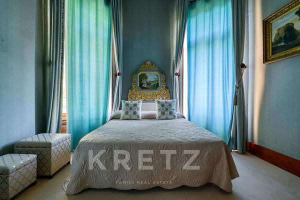 Exceptionnel château à proximité des plages