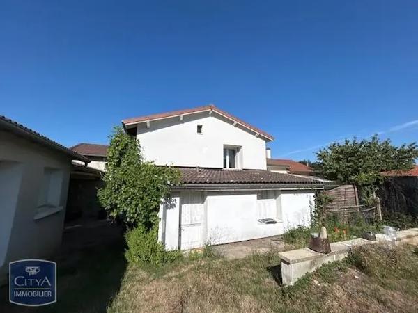 Appartement à louer 4 pièces 78.85m² Firminy (42700)