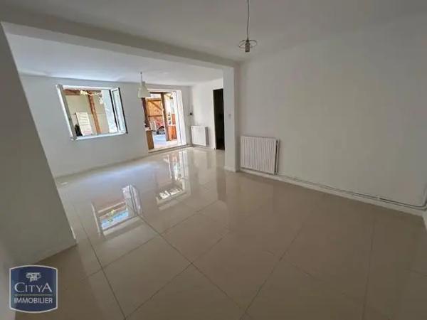 Appartement à louer 4 pièces 78.85m² Firminy (42700)