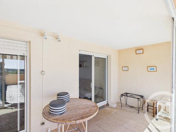 Appartement T2 à vendre  2 pièces - 30,13 m 2   BORMES LES MIMOSAS  - 83