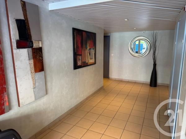 Appartement T2 à vendre  2 pièces - 30,13 m 2   BORMES LES MIMOSAS  - 83