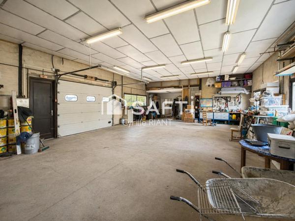 Maison et appartement 160 m², plus local industriel