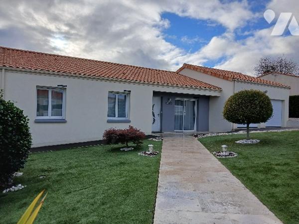 Maison de plain-pied à vendre à L'ABSIE (79240)