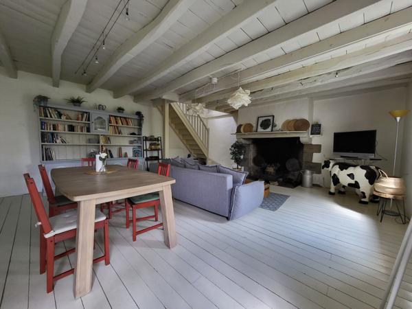 Gévezé (35850) Longère 7 pièces de 260m2