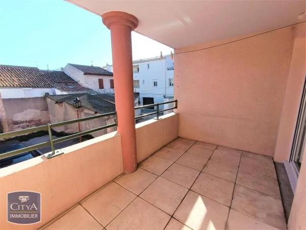 Appartement à louer 2 pièces 41m² Port-de-Bouc (13110)