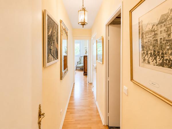 Appartement
         3 pièces
        - 96 m² 520 000 € *