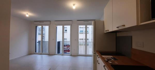 Appartement 1 pièces de 35 m² à Laval