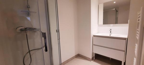 Appartement 1 pièces de 35 m² à Laval