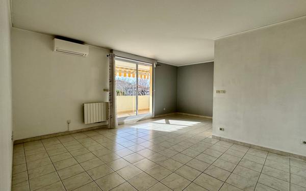 Appartement à vendre    3 pièces •  Istres