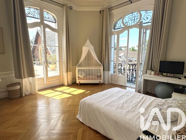Appartement à vendre 6 pièces 181 m² Compiègne