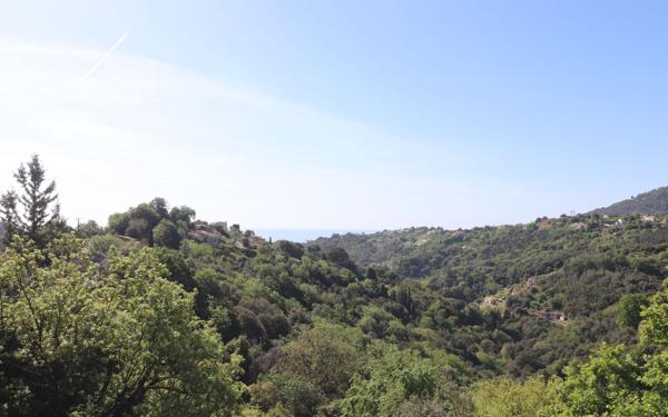 Appartement à vendre    2 pièces •  Sainte-Agnès