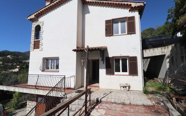 Appartement à vendre    2 pièces •  Sainte-Agnès