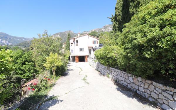 Appartement à vendre    2 pièces •  Sainte-Agnès