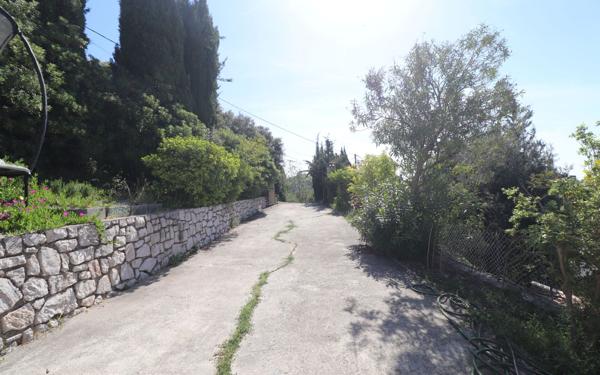 Appartement à vendre    2 pièces •  Sainte-Agnès