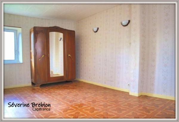 Maison à vendre 4 chambres, garage, terrain petit étang, VISCOMTAT (63)