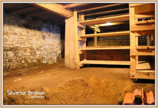 Maison à vendre 4 chambres, garage, terrain petit étang, VISCOMTAT (63)