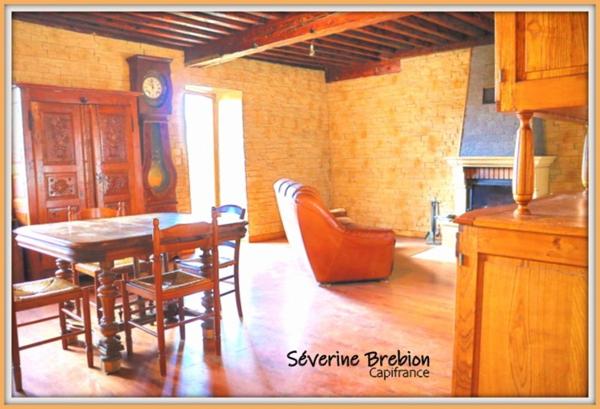 Maison à vendre 4 chambres, garage, terrain petit étang, VISCOMTAT (63)