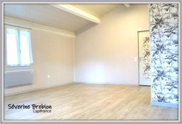 Maison à vendre 4 chambres, garage, terrain petit étang, VISCOMTAT (63)