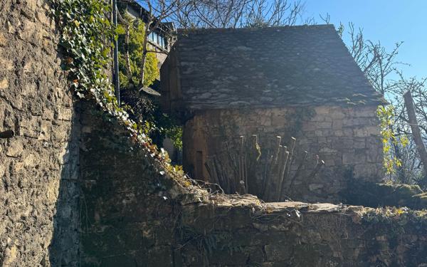 Maison à vendre    3 pièces •  Goutrens