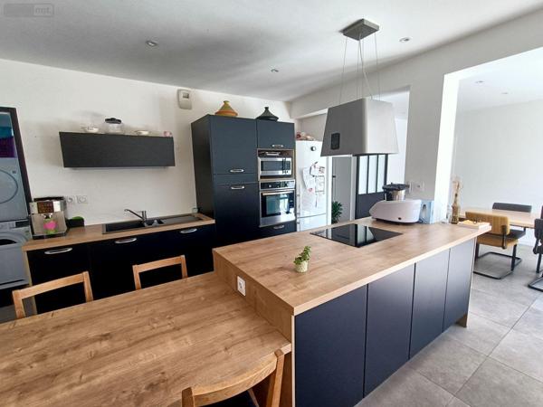 Maison à vendre à Bruz en Ille-et-Vilaine (35170), ref : 35129-6428   
Fenicat