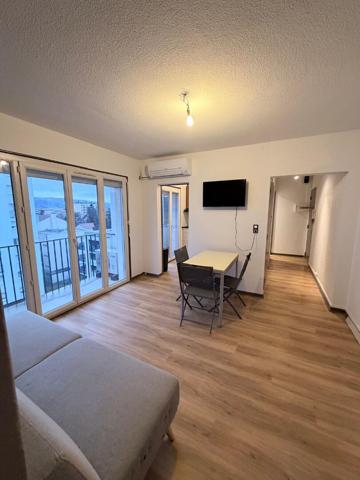 2 meublé haut de gamme ? Dernier étage avec 3 terrasses ? Résidence sécurisée
