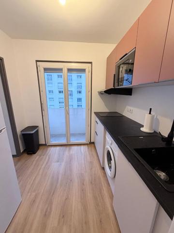 2 meublé haut de gamme ? Dernier étage avec 3 terrasses ? Résidence sécurisée