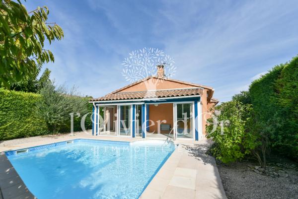 Vaison-la-Romaine (84110) Villa de plain pied avec piscine et garage
