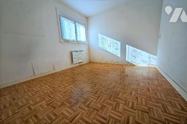 Quartier résidentiel calme de PONT-DU-CHATEAU - L'étude vous propose à la vente celle belle mai...