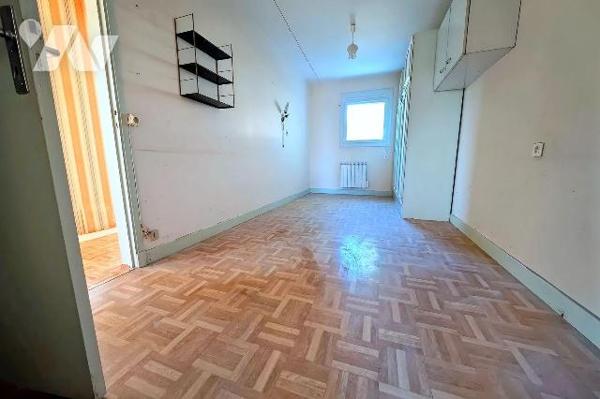 Quartier résidentiel calme de PONT-DU-CHATEAU - L'étude vous propose à la vente celle belle mai...
