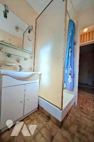 Quartier résidentiel calme de PONT-DU-CHATEAU - L'étude vous propose à la vente celle belle mai...