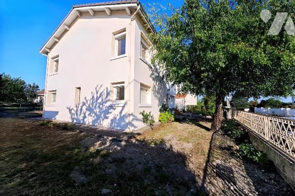 Quartier résidentiel calme de PONT-DU-CHATEAU - L'étude vous propose à la vente celle belle mai...