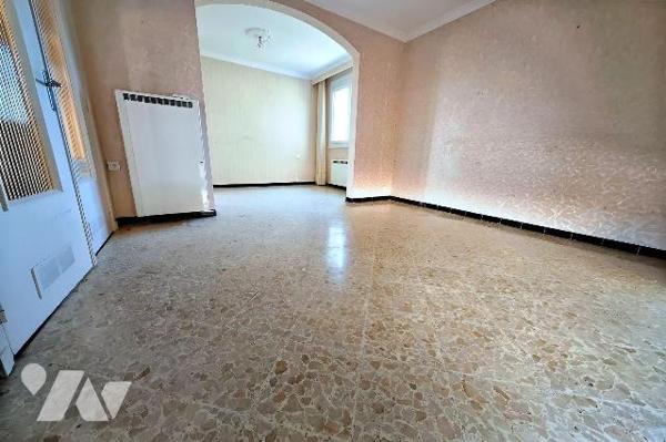 Quartier résidentiel calme de PONT-DU-CHATEAU - L'étude vous propose à la vente celle belle mai...
