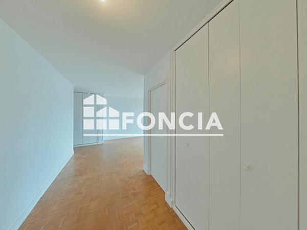 Location Appartement 3 pièces 73.09 m² - RUE DESIRE MARTIN Rouen 76000