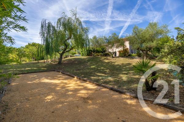 Appartement F4 à vendre  4 pièces - 142,54 m 2   ALBI  - 81