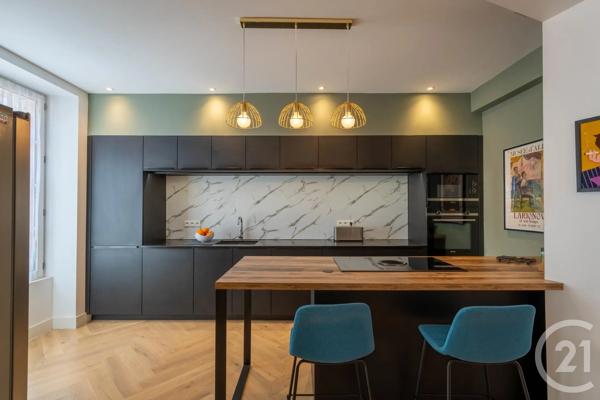 Appartement F4 à vendre  4 pièces - 142,54 m 2   ALBI  - 81
