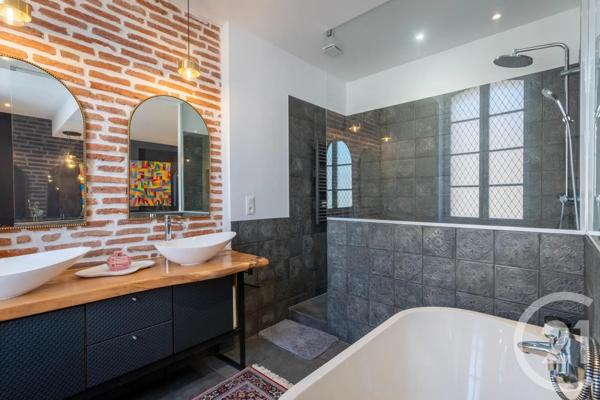 Appartement F4 à vendre  4 pièces - 142,54 m 2   ALBI  - 81