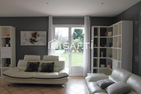 Villa T4 sous sol complet et piscine sur 2500m²