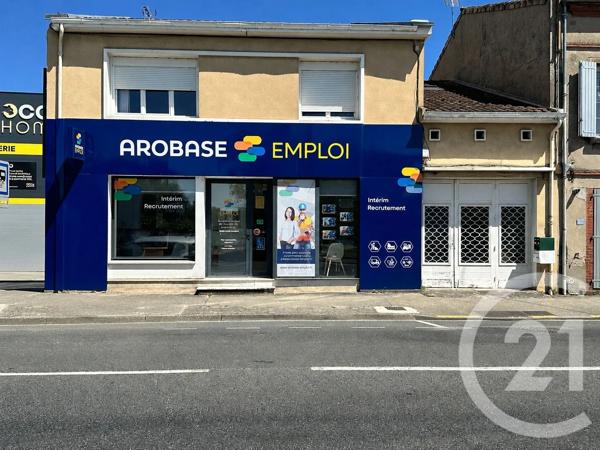 Immeuble à vendre  322 m 2   ST JUERY  - 81