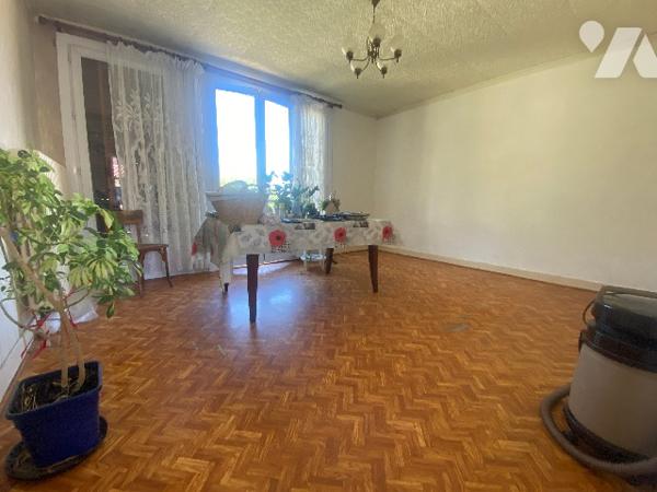 Maison à rénover de 75m² env sur sous-sol de 75m² env, terrain de 602m²