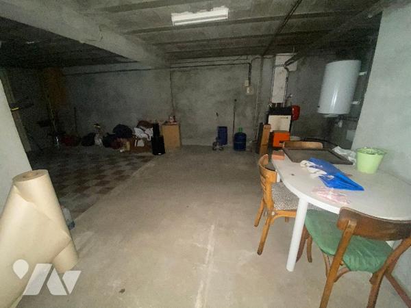 Maison à rénover de 75m² env sur sous-sol de 75m² env, terrain de 602m²