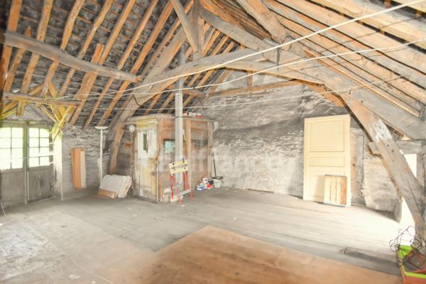 Immeuble à rénover au cœur de Méréville – Idéal investissement ou projet mixte pro/perso